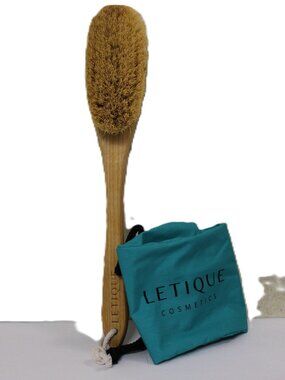 LETIQUE COSMETICS Body brush lot of 2pc